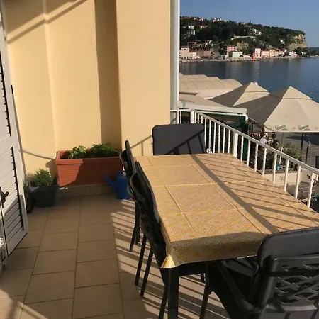 Apartma Zoya